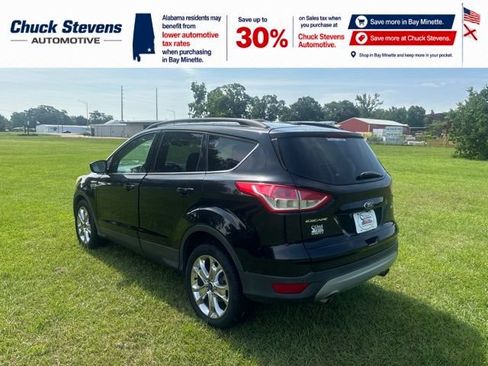 Used 2016 Ford Escape SE w/ Equipment Group 201A FWD image 4