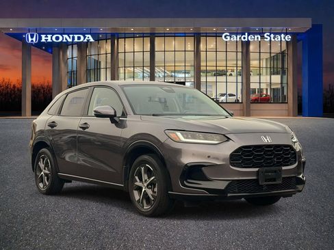 Used 2024 Honda HR-V EX-L image 2