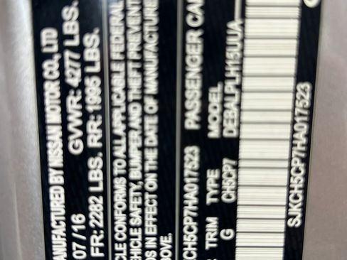 Used 2017 INFINITI QX30 image 32