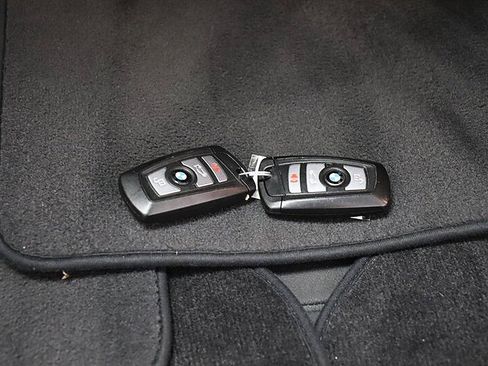 Used 2016 BMW X3 xDrive28i AWD/4WD image 48