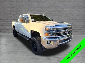 Used 2018 Chevrolet Silverado 2500 LT w/ LT Convenience Package AWD/4WD video 1