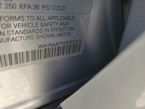 Certified 2025 Audi Q5 2.0T Premium Plus image 32