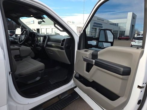 Used 2020 Ford F250 XLT w/ FX4 Off-Road Package image 36