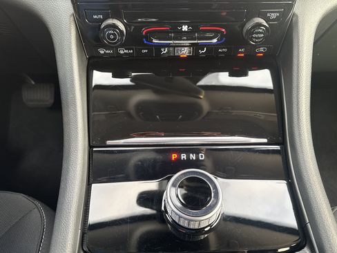 Used 2023 Jeep Grand Cherokee L Laredo w/ Trailer Tow Group (B) AWD/4WD image 21
