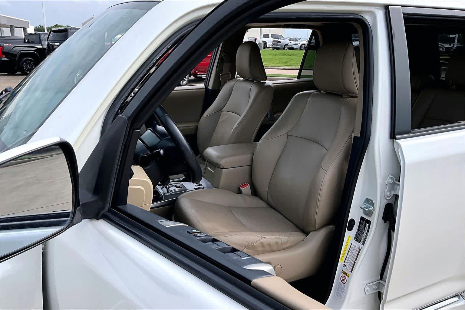 Used 2013 Toyota 4Runner SR5 w/ Premium Pkg RWD image 7