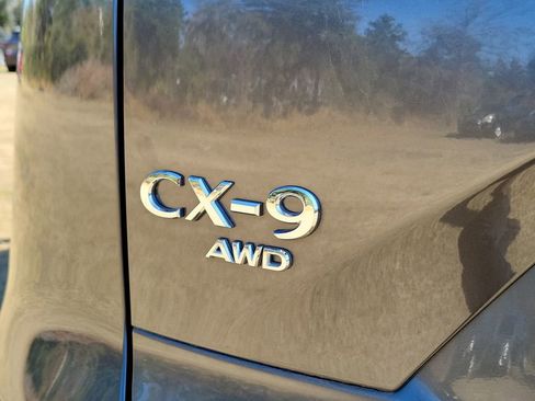 Used 2022 MAZDA CX-9 Touring Plus image 17