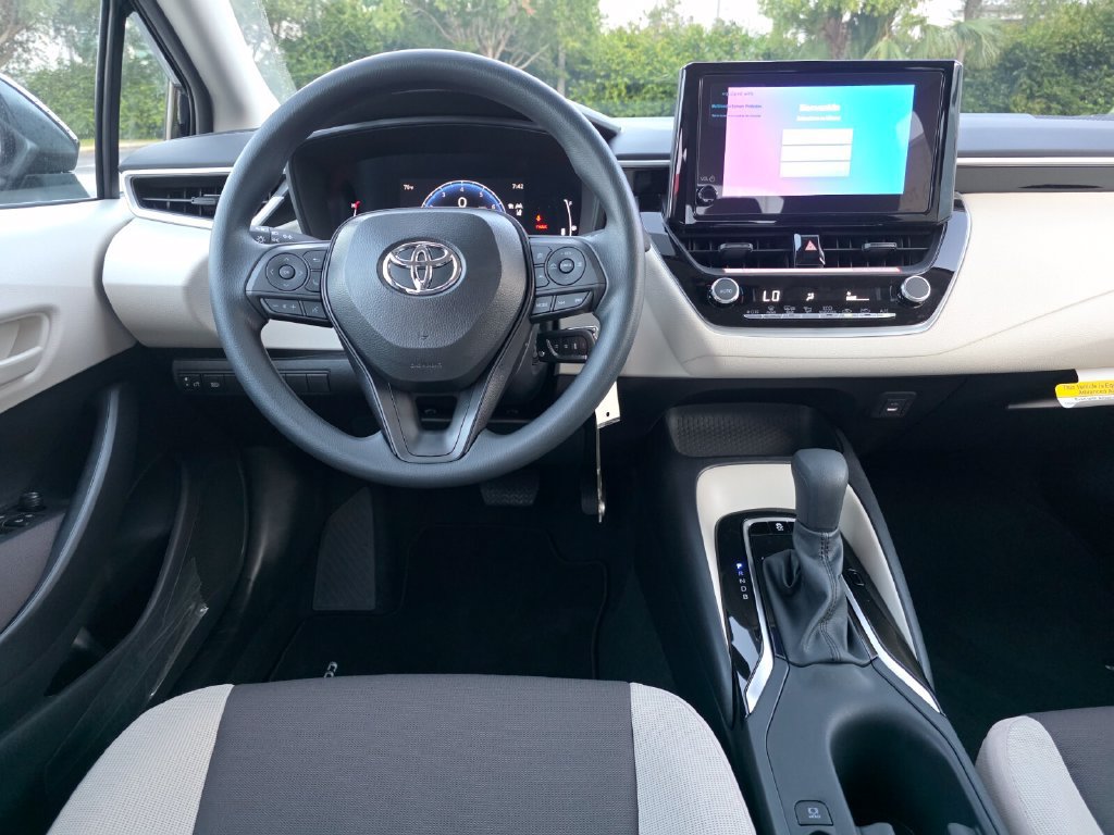 New 2027 Toyota Corolla LE FWD image 7