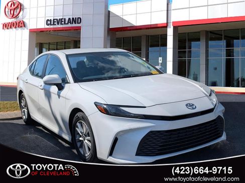 Used 2025 Toyota Camry LE FWD image 1