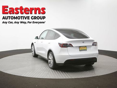 Used 2022 Tesla Model Y Long Range AWD/4WD image 60