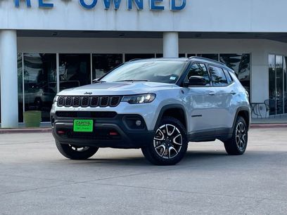 Used 2025 Jeep Compass Trailhawk