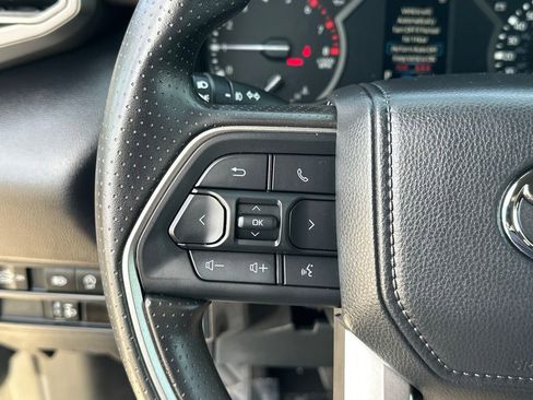 Used 2025 Toyota Tundra SR5 AWD/4WD image 21