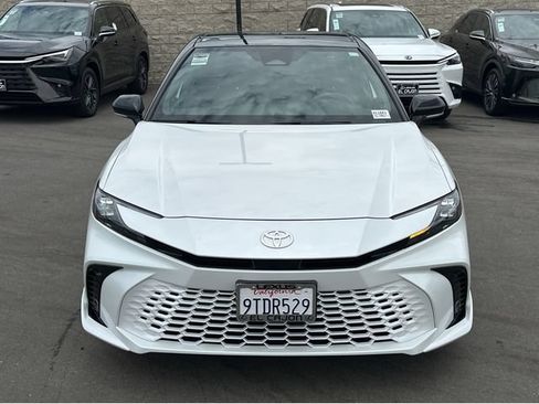 Used 2025 Toyota Camry XSE w/ Premium Package FWD image 3
