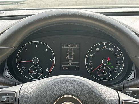 Used 2013 Volkswagen Passat TDI SE image 25