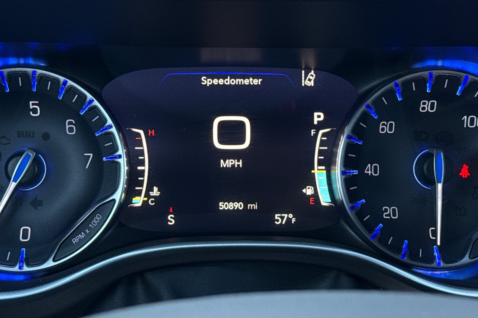 Used 2019 Chrysler Pacifica Touring Plus w/ Advanced Safetytec Group FWD image 42