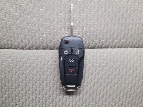 Used 2021 Ford Explorer 2WD image 32