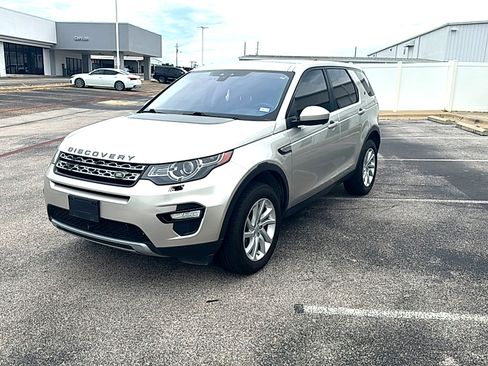 Used 2017 Land Rover Discovery Sport HSE AWD/4WD image 1