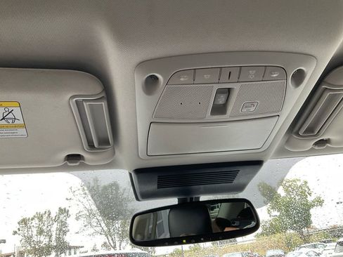 Used 2022 Nissan Armada SL image 25