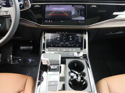 New 2026 Audi Q7 2.0T Premium Plus AWD/4WD image 23