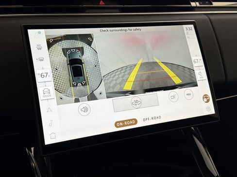 New 2025 Land Rover Range Rover Sport Dynamic SE image 17