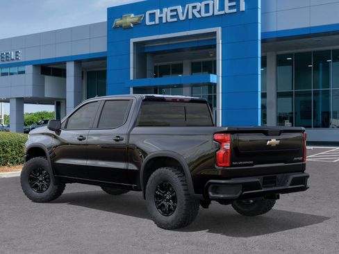 New 2026 Chevrolet Silverado 1500 ZR2 image 3