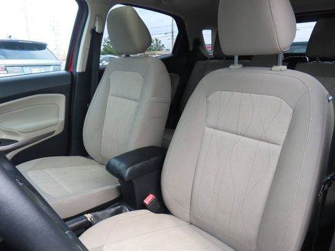 Used 2019 Ford EcoSport SE FWD image 45