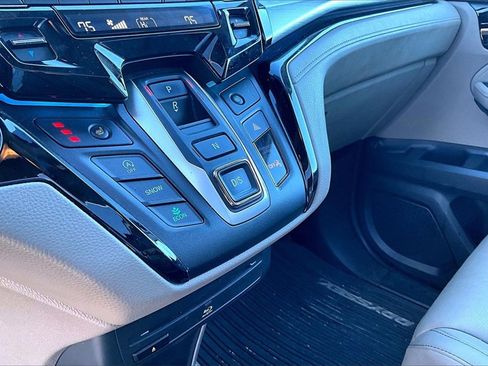 Used 2022 Honda Odyssey Touring image 14