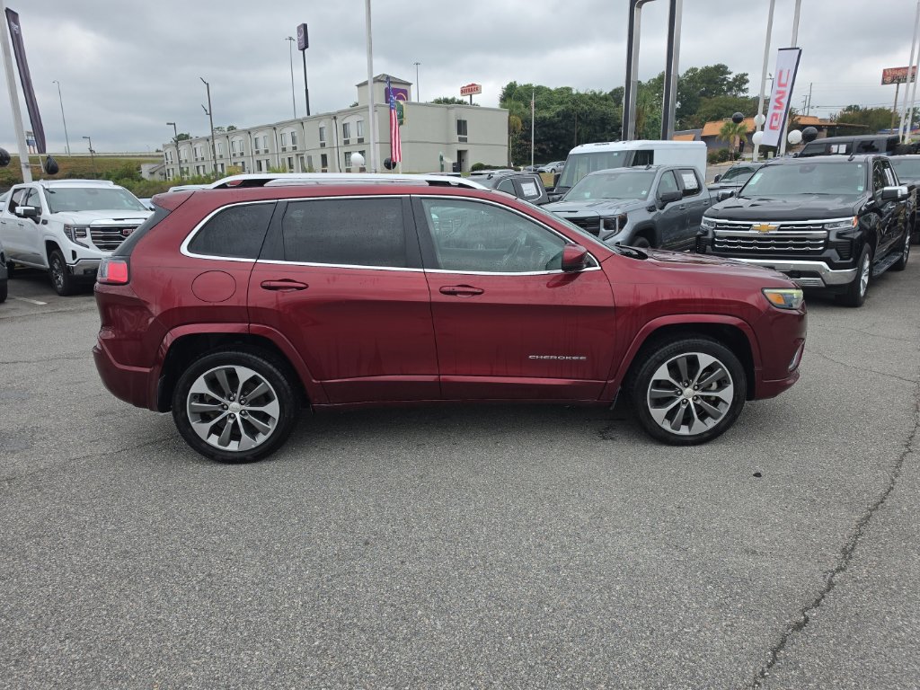 Used 2019 Jeep Cherokee Overland FWD image 9