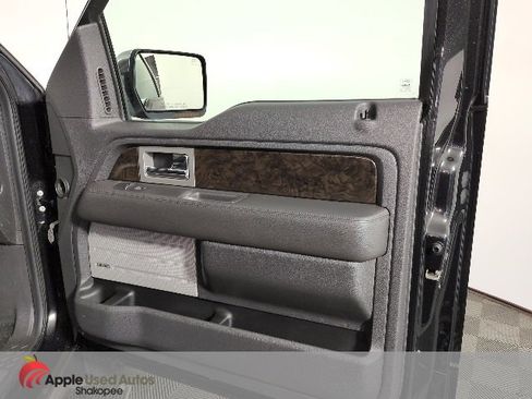 Used 2013 Ford F150 Platinum image 46