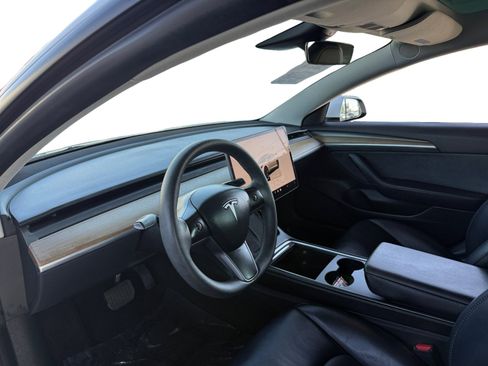 Used 2023 Tesla Model 3 Standard Range RWD image 9