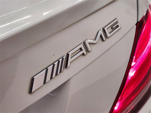 Used 2018 Mercedes-Benz SLC 300 image 12