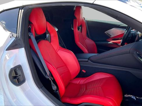 Certified 2021 Chevrolet Corvette Stingray Preferred Cpe w/ Engine Appearance Package RWD image 8