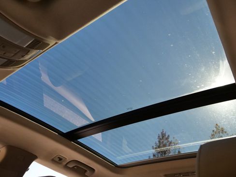 Used 2008 Audi Q7 3.6 Premium image 2