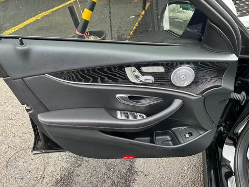 Used 2020 Mercedes-Benz E 350 4MATIC Sedan image 10