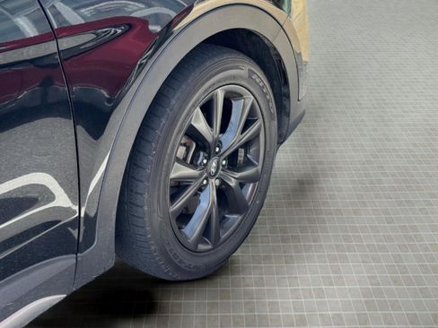 Used 2018 Hyundai Santa Fe Sport w/ Cargo Package image 17