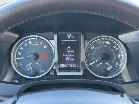 Certified 2019 Toyota Tacoma SR5 image 10