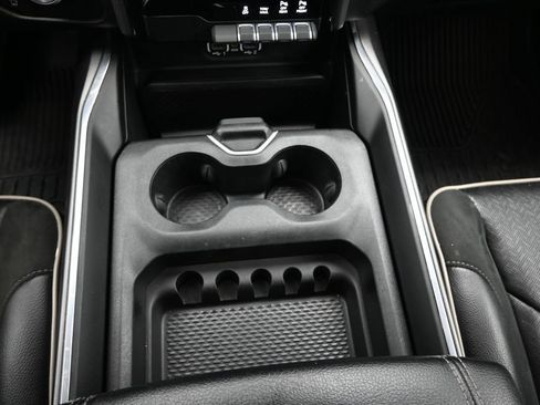 Used 2023 RAM 1500 Laramie AWD/4WD image 28