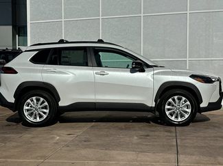 New 2026 Toyota Corolla Cross LE video 3