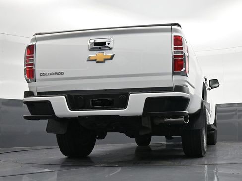 Used 2019 Chevrolet Colorado W/T w/ WT Convenience Package RWD image 25