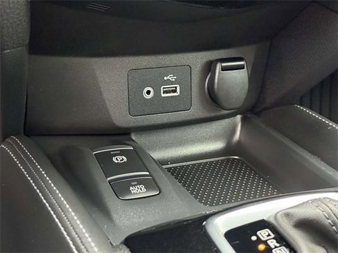 Used 2020 Nissan Rogue Sport SL w/ Premium Package image 18