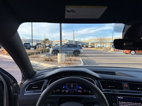 Certified 2024 Volkswagen Tiguan SE R-Line image 14