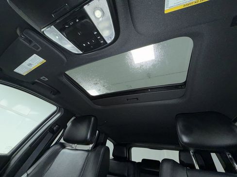Used 2018 Jeep Grand Cherokee Limited AWD/4WD image 23