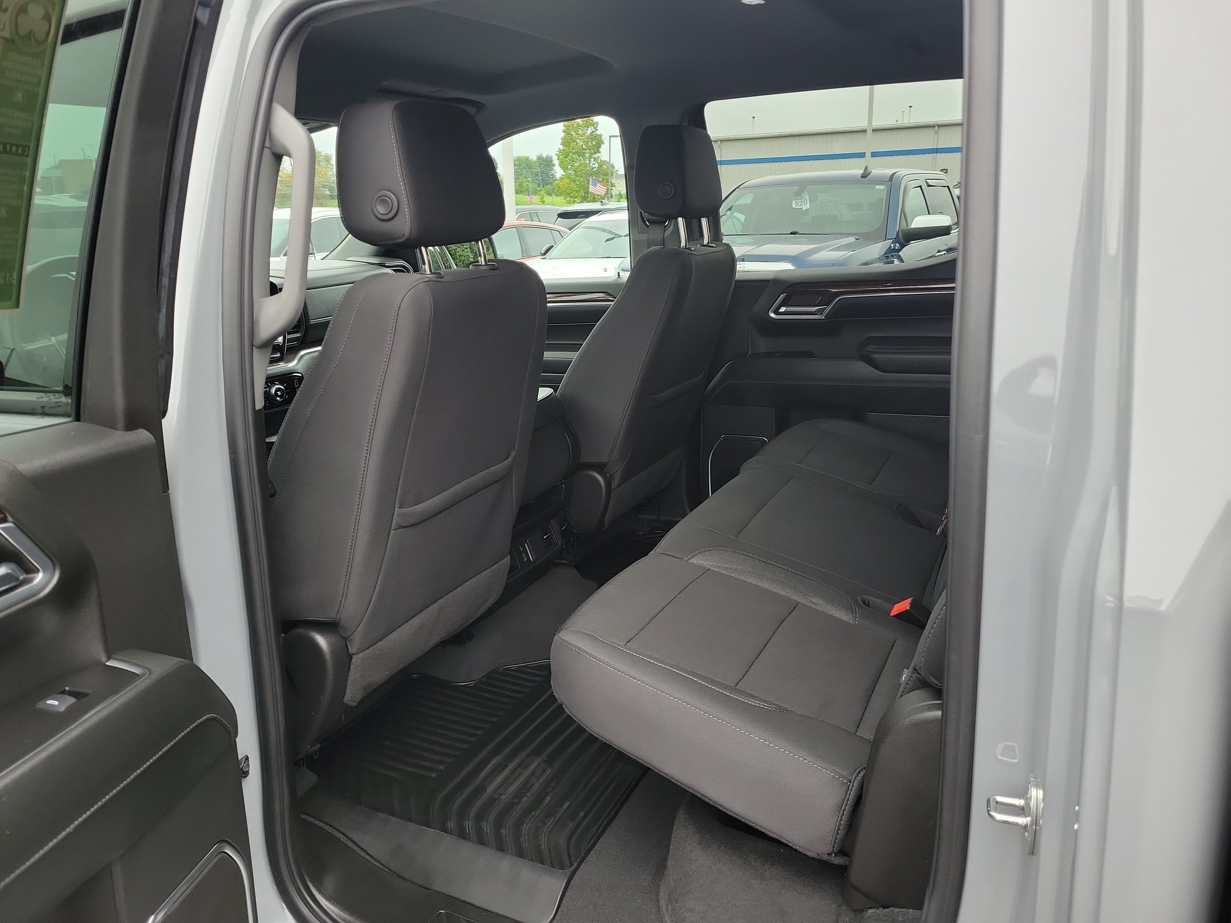 Used 2024 GMC Sierra 1500 Elevation AWD/4WD image 12