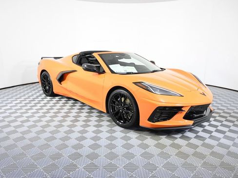 Used 2024 Chevrolet Corvette Stingray Preferred Cpe w/ Z51 Performance Package RWD image 9