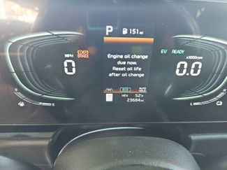 Used 2023 Kia Niro EX w/ EX Cold Weather Package FWD video 2