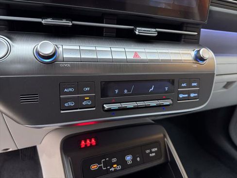 New 2026 Hyundai Kona SEL Premium AWD/4WD image 23
