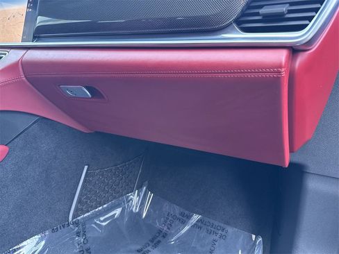 Used 2023 Porsche Panamera 4S image 35