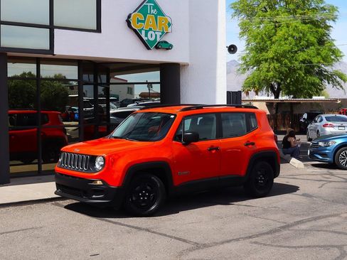 Used 2017 Jeep Renegade Sport w/ Power & Air Group image 3