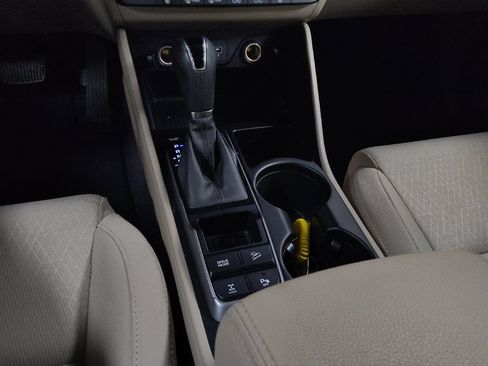 Used 2018 Hyundai Tucson Value w/ Cargo Package AWD/4WD image 26
