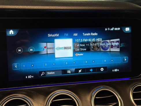 Used 2023 Mercedes-Benz E 350 Sedan image 16