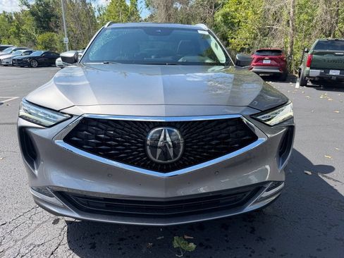 Used 2023 Acura MDX SH-AWD w/ Advance Package image 3